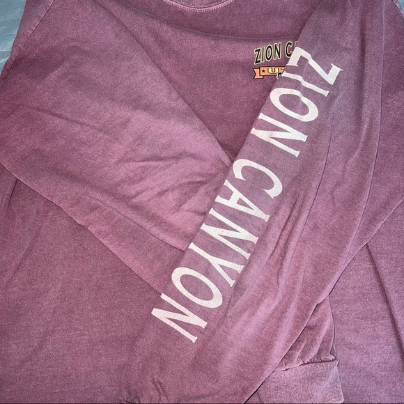 Vintage Zion Canyon Gildan Long-Sleeve T-Shirt Maroon Size Large - Picture 8 of 8